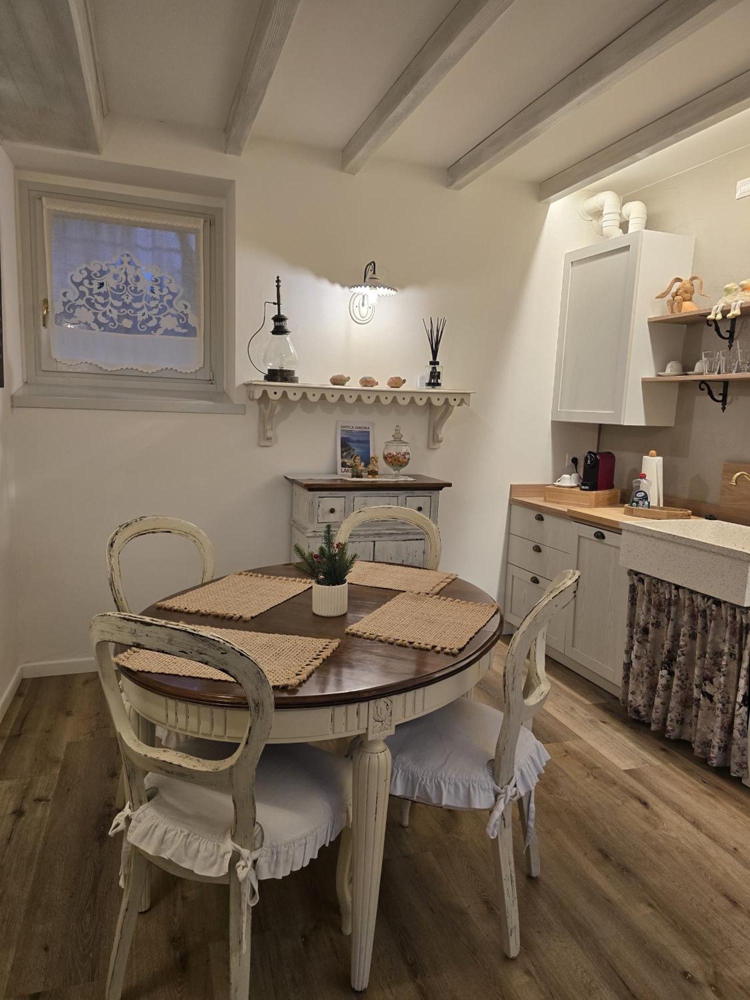 Апартаменти Antica Dimora Сан-Феліче-дель-Бенако Екстер'єр фото